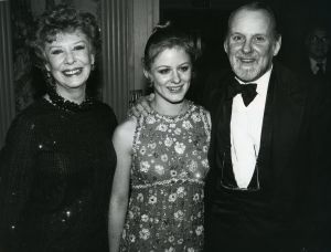 Bob Fosse, Gwen Verdon and daughter 1985, NY.jpg